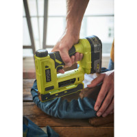 Ryobi ONE+ Аккумуляторный степлер R18ST50-0 без аккумулятора в комплекте 5133004496