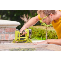 Ryobi ONE+ Аккумуляторный степлер R18ST50-0 без аккумулятора в комплекте 5133004496