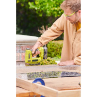 Ryobi ONE+ Аккумуляторный степлер R18ST50-0 без аккумулятора в комплекте 5133004496