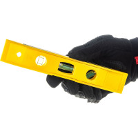 Пластиковый магнитный уровень 225 мм FIT Торпедо 18601