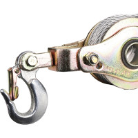 Ручная лебёдка с блоком 1500 кг SHTOK 23601