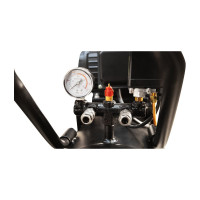 Ременной компрессор Foxweld AEROMAX 700/150 5375