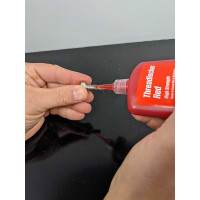 Фиксатор резьбы сильной фиксации PERMATEX красный 6мл. 27100