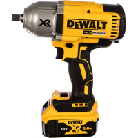 Аккумуляторный гайковерт DEWALT DCF 899 P2