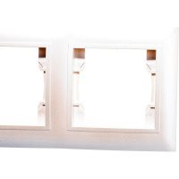 Трехместная рамка Volsten V01-28-A31-M Violet, 10143