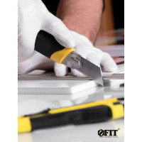 Технический нож FIT IT 18 мм усиленный 10248