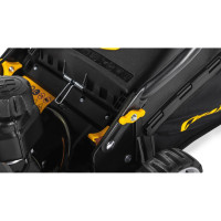 Газонокосилка Champion LM4215