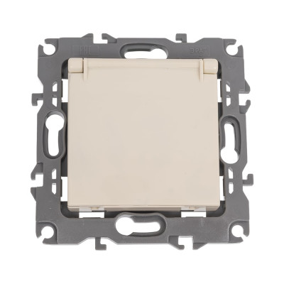 Розетка ЭРА 12-2103-02 2P+E Schuko со шторками с крышкой, 16A-250В, IP20, слоновая кость Б0014694