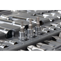 Набор инструмента 1/2 Dr и 1/4 Dr 94 предметов с 12 гранными головками KRAFT KT 700682