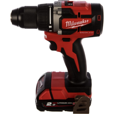 Аккумуляторная дрель-шуруповерт Milwaukee M18 CBLDD-202C 4933464317