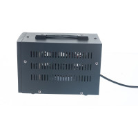 Переносной стабилизатор напряжения ЭРА СНПТ-1000-Ц Б0020158