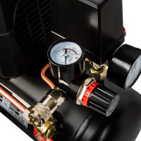 Поршневой масляный компрессор QUATTRO ELEMENTI KM 8-140 248-450