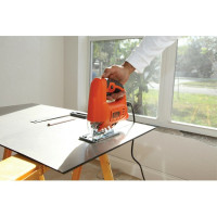 Лобзик Black+Decker JS20