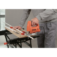 Лобзик Black+Decker JS20