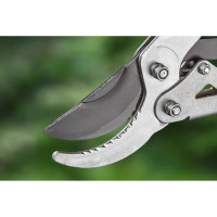 Сучкорез 670 мм (универсальный, телескопические рукоятки) VERTO 15G258