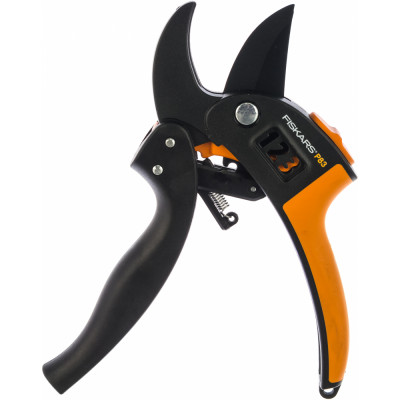 Fiskars Контактный секатор с храповым механизмом 111670/ 1000575