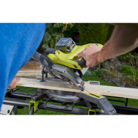 Ryobi ONE+ Аккумуляторная торцовочно-усовочная пила R18MS216-0 без аккумулятора в комплекте 5133003597
