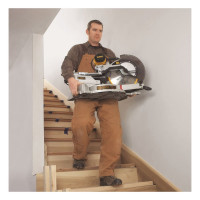 Торцовочная пила DEWALT DWS 780