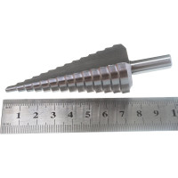 Ступенчатое сверло с прямой канавкой (4-30 мм) MESSER 19-14-430