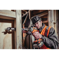 AEG Бесщеточная дрель-шуруповерт BSB18C2BL LI-402C 4935464097