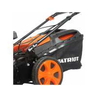 Бензиновая газонокосилка PATRIOT PT 52LS, 200 сс, 51 см, привод, мульчирование, штуцер для подключения воды 512109024