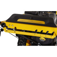 Бензиновый снегоуборщик Huter SGC 4000 70/7/5