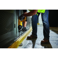 Бесщеточный перфоратор DEWALT DCH133N