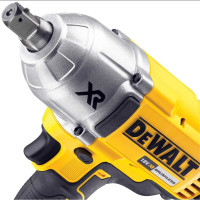 Импульсный гайковерт DEWALT DCF899N