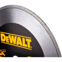 Диск алмазный отрезной (230х22.2 мм) для УШМ DEWALT DT 3738