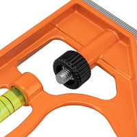 Металлический комбинированный угольник SPARTA 300 мм 323675