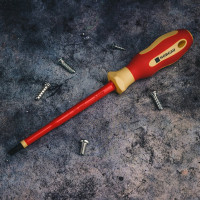 Шлицевая диэлектрическая отвертка NORGAU 5,5x125 мм, тип N171-5x125 067062255