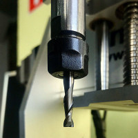 Фреза двухзаходная по дереву (2.5x8x40x3.175 мм; Z=2) CUT2 20167