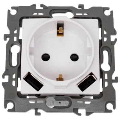 ЭРА 12410901 Розетка 2PE 16A250В, штор. с 2xUSB 5В3А, 12, белый 10/100/2000 Б0047840