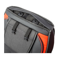 Каркасные 3D накидки на передние сиденья CarPerformance 2 шт. CUS-3012 BK/RD