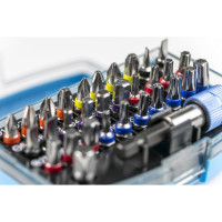 Набор бит с держателем (32 предмета; 1/4") HOEGERT TECHNIK HT1S400