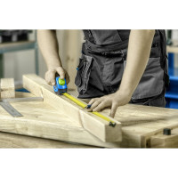 Рулетка HOEGERT TECHNIK 5 м, 25 мм, MID, покрыта нейлоном, стопор ленты HT4M426