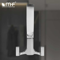 Крючок MF R18, 3-х рожковый, хром 10938v