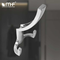 Крючок MF R18, 3-х рожковый, хром 10938v