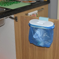 Навесной держатель для пакетов с мусором и крышка МУЛЬТИДОМ Размер 26х14х5.5 см VL58-122