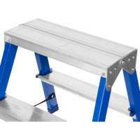 Двусторонняя стальная стремянка РемоКолор 2 ступени 63-0-122