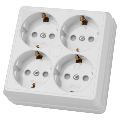 Четырехместная розетка TDM ELECTRIC 2П+3 открытой установки IP20 16A с защитными шторками белая Ладога SQ1801-0123