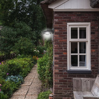 Садово-парковый светильник Apeyron светодиодный, настенный вниз, Дели 4», 8Вт, 4-х гранный, 720Лм, 6500К 11-202