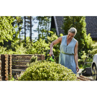Аккумуляторные садовые ножницы-кусторез GreenWorks G24SHT 24 В 1600607