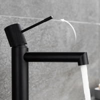 Смеситель для раковины VINCEA Desire однорычажный, черный VBF-1D1MB