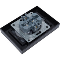 Розетка Metronex Electric Exclusive Black с рамкой из закаленного стекла двойная без заземления FRZMT040034CHR