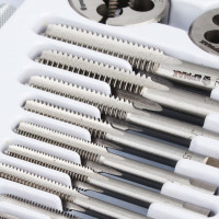 Набор метчиков и плашек ЕРМАК 36 предметов М3-М16 657-004