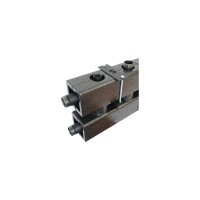 Настенный кронштейн Uni-Fitt универсальный, 2 шт 437K0000