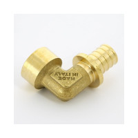 Аксиальный угол Uni-Fitt-В 20x1/2" 744G7200