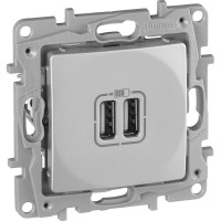 Зарядное устройство Legrand USB тип А / тип А Legrand Etika 3000мА 15Вт алюминий 672494