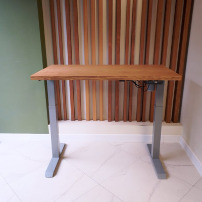 Стол StolStoya МОТОР UP с регулируемой высотой подстолье серое и столешница МДФ шпон дуб европейский SE211ISDE12065